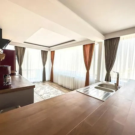 112 -excellent View, Luxury, Bathtub,new Ren. * Ankara