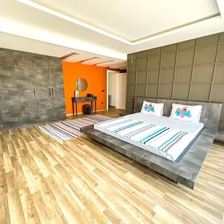 112 -excellent View, Luxury, Bathtub,new Ren. *